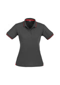Womens Jet Short Sleeve Polo - Steel Grey/Red ||SRC=https://cdn.fashionbizapps.nz/honeybee/images/P226LS_bProduct_SteelGrey_Red_01_2cSRoOa.jpg
